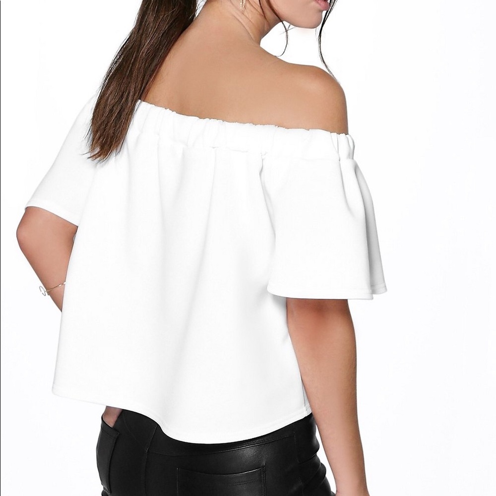 BOOHOO off the shoulder frill top
